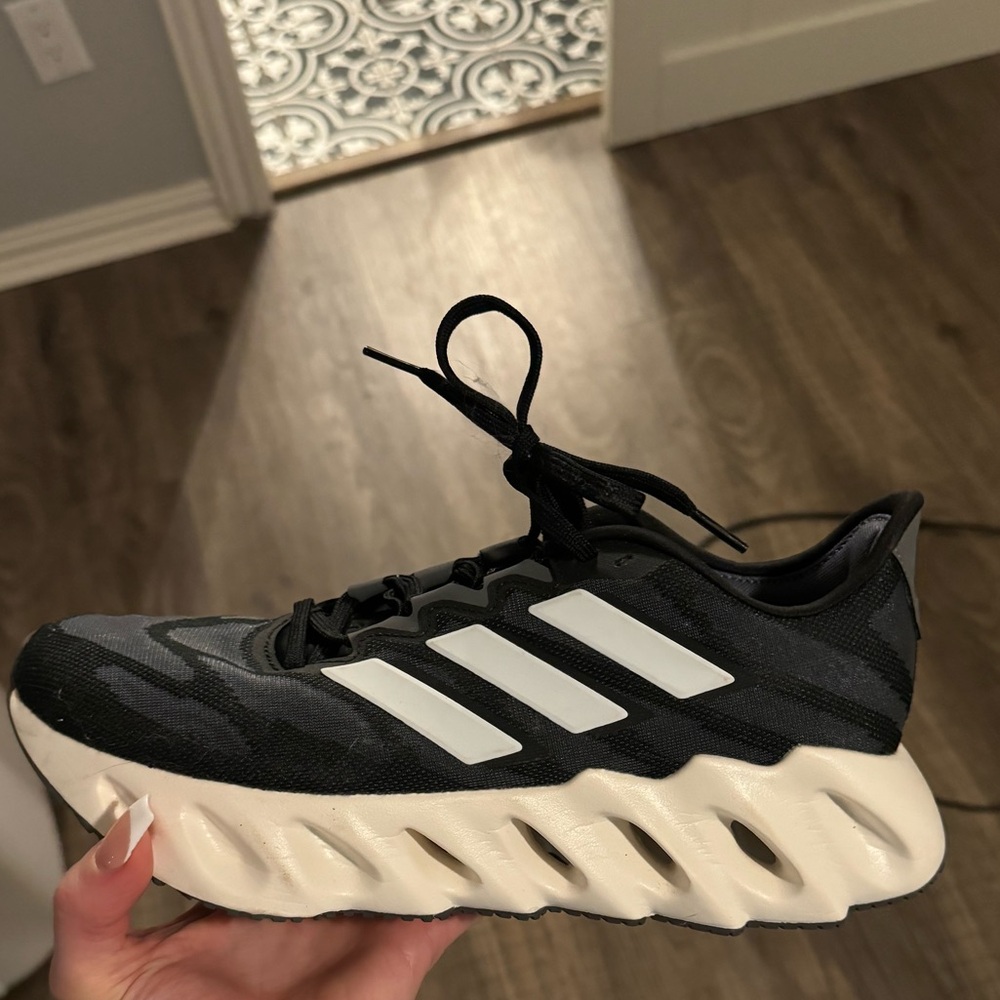 Adidas Switch athletic shoes women’s size 10